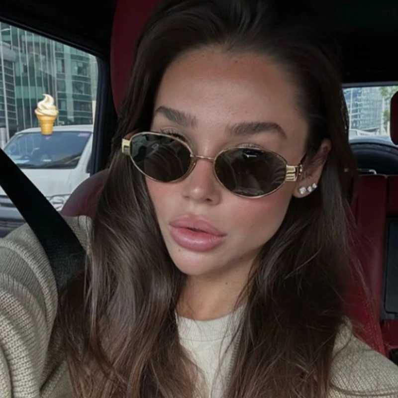 Óculos de Sol Feminino Oval Belle Étoile