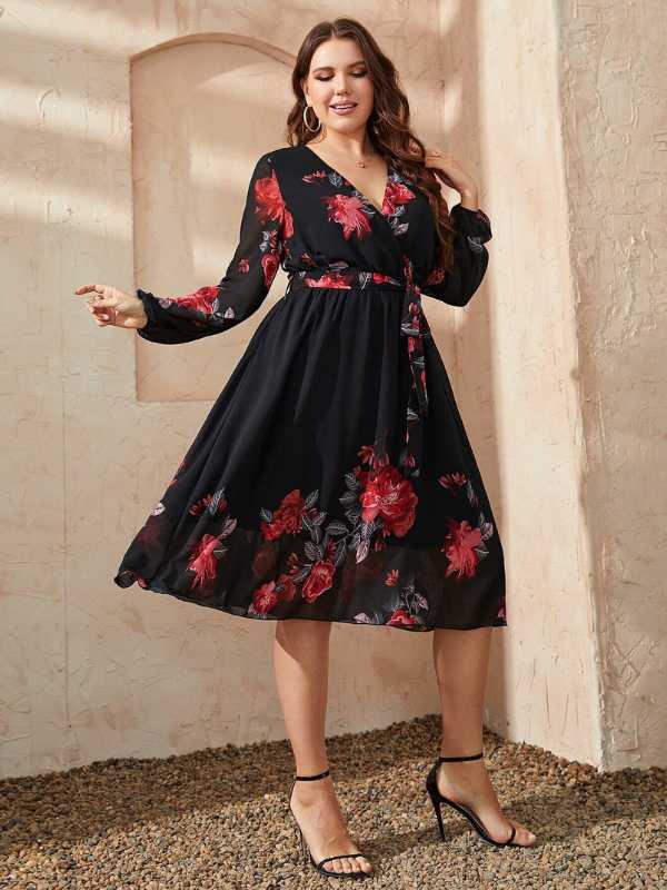 Vestido Feminino Transpassado Venise Plus Size