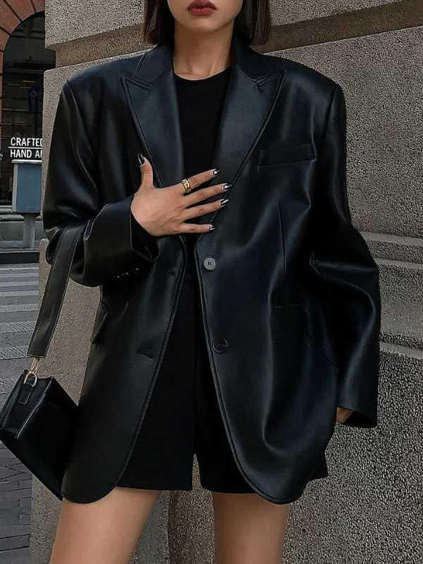 Jaqueta Feminina de Couro PU Preto - Estilo e Sofisticação