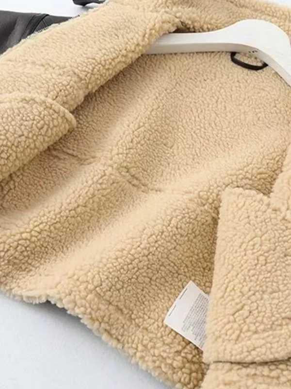 Jaqueta Curta de Pele Noir Elegance