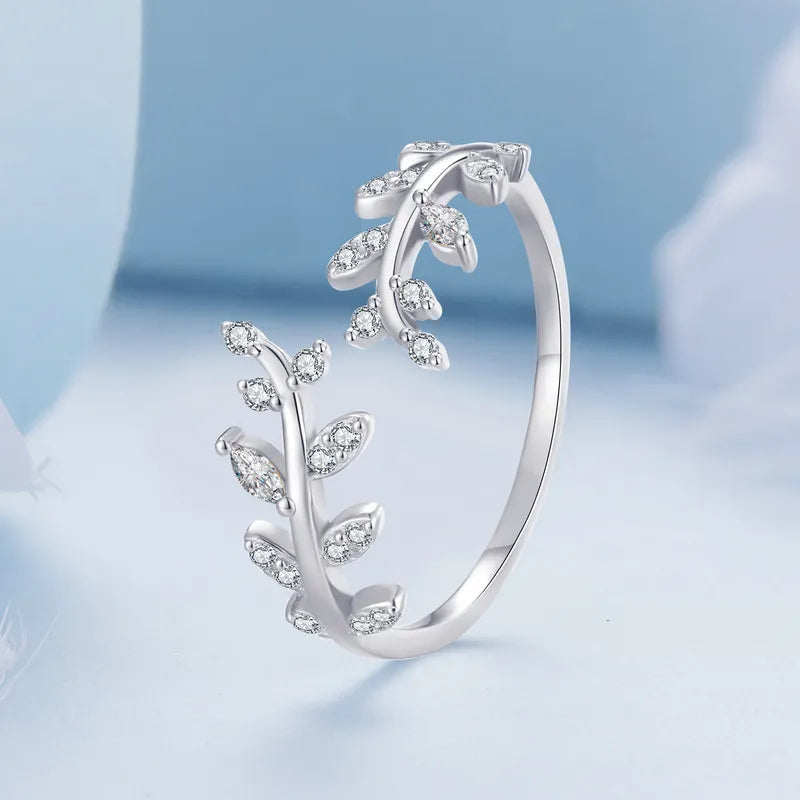 Anel Feminino Grego Luxuoso com Zircônia