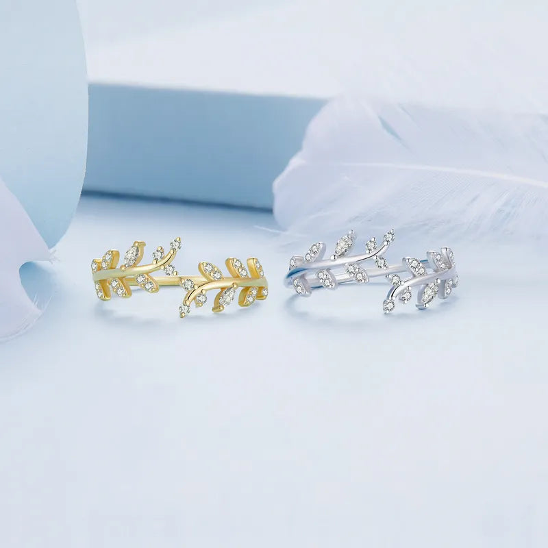 Anel Feminino Grego Luxuoso com Zircônia