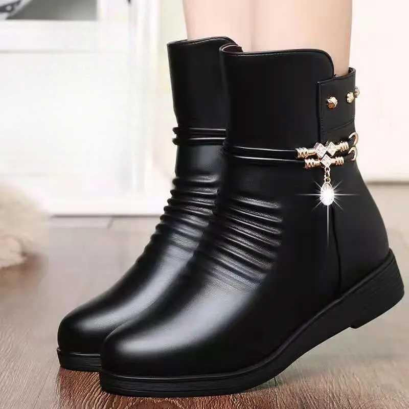 Botas Femininas de Couro com Forro de Lã - Elegância e Conforto